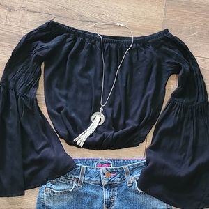 Gently Worn - KELIKI HAWAII - Black Crop Top, Long Bell Sleeves, size Small